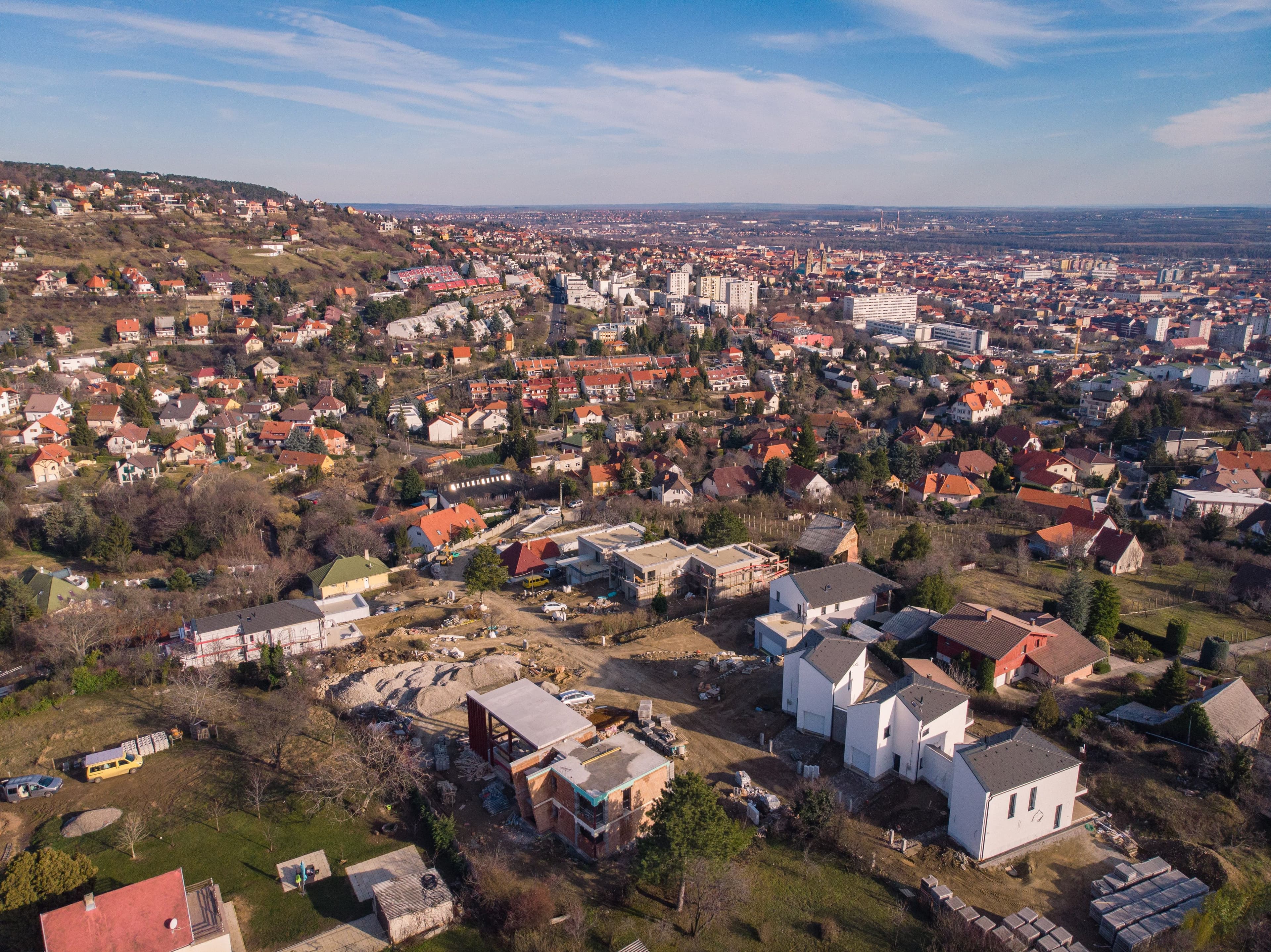 Donátus madártávlatból hátulról